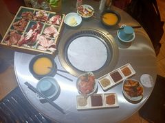 -烤路里·韩国品质自助烤肉(石路天虹4号店)