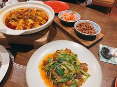 -肆海小川菜酒馆Wine Bistro (青年路店)