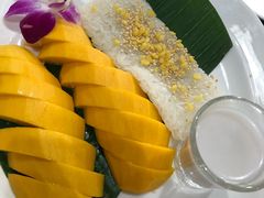 -Dang restaurant (patong phuket)