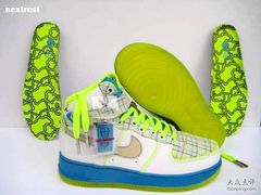 -NIKE品牌体验店(南京东路店)
