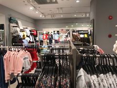 -H&M(星河城店)