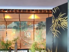 -八府香鸭·啫啫煲(华山路店)