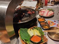 -草家酱蟹炭火烤肉店(珲春南路一店)