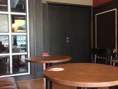 大堂-星巴克(杭州银泰城西一店)