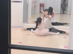 -雅米拉艺术中心(少儿舞蹈培训)