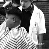 剪头发要认真，油头发型