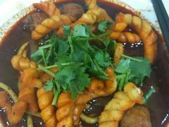 -许西美食一条街