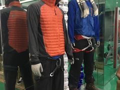 -魔岩攀登(南京东路店)