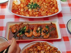 -洪霞餐馆·川菜·鲜货现炒(两江春城店)