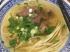-陇兴楼兰州拉面(西安咸阳国际机场店)