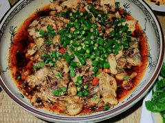 水煮鲶鱼份-渝信川菜 · 川味家常菜(长安店)