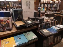 -茑屋书店(天目里店)
