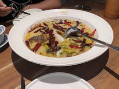 鲈鱼酸菜鱼-首秀·四川料理(星耀101店)