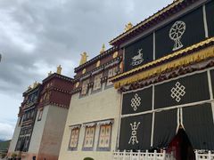 -噶丹松赞林寺