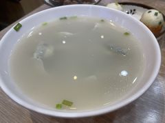 荠菜大馄饨-老上海里弄味道(知春路店)