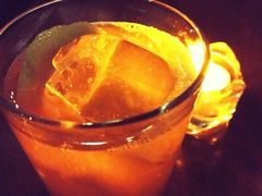 -Whisper Bar 
