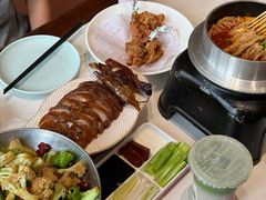 -梅利汴京烤鸭•开封豫菜地标店(东大街店)