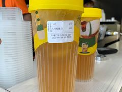蜜桃乌龙柠檬茶-丘大叔柠檬茶(乐峰广场分店)
