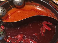 番茄鸳鸯锅-牛市坎火锅(建设路店)