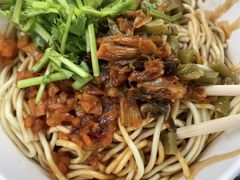 -老五热干面(沿江大道店)