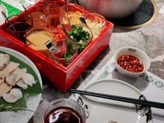 -禄婶鸡煲·打边炉