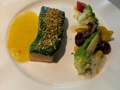 榛果脆顶焗鲑鱼-Solo(衡山路店)