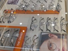 -世纪大明眼镜·蔡司战略授权店(汉街店)