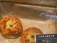 -PARIS BAGUETTE巴黎贝甜(周浦万达店)