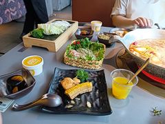 -湊湊火锅·茶憩(南京万象天地店)