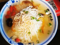 -肖四女乐山跷脚牛肉(南汇大学城生活广场店)