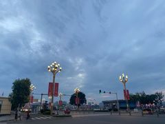 -忘情水鱼头·鲜鱼火锅(滨江中路店)