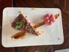 -YUE·6·西式融合餐厅(外滩六号店)