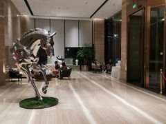 -铂领荟酒店(军区总医院熊猫基地西大门地铁站店)