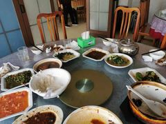 -山里人家土菜馆(茅山店)