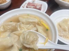 刀鱼馄饨-老半斋(福州路店)