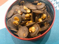巧克力脆脆-法田鹿蛋糕定制·甜品茶歇