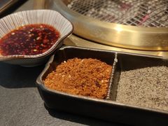 -铭牛烧肉·和牛海鲜自助(高新月牙湖店)