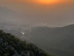 -抱犊寨风景区