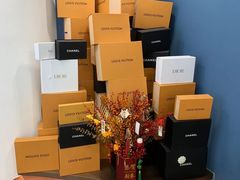 -聚云奢二手奢侈品黄金手表包包回收·中古店(中福城店)