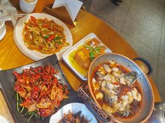 -隔壁老王·家常云南菜(花巷店)