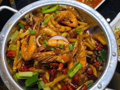 -东口码头·烧鸽子·鱼头泡饼·地方菜(金鹰悦城店)
