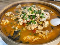 鱼籽鱼泡火锅-湘聚南县土菜馆(龙山二路店)