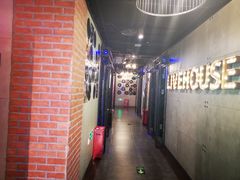 -唱吧麦颂KTV(西单华威潮铺街店)