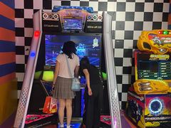 -不可思议减压馆·解压博物馆·摔碗发泄·团建定制