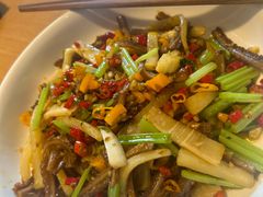 -小洞天柴火土菜馆