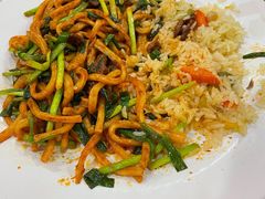 韭菜干煸二节子-阿拉木汗餐厅(山大路店)