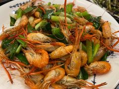 葱炒河虾-广迎居老正兴菜馆