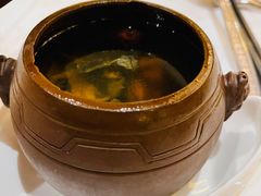 红枣玉竹炖乌鸡-臻宝中餐厅·大连菜·海鲜·融合菜(大连一方城堡豪华精选酒店)