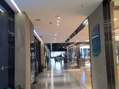 -懒人Club健身(卓越时代广场店)