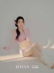 点击看大图 -专注孕妇照亲子照·纪田摄影